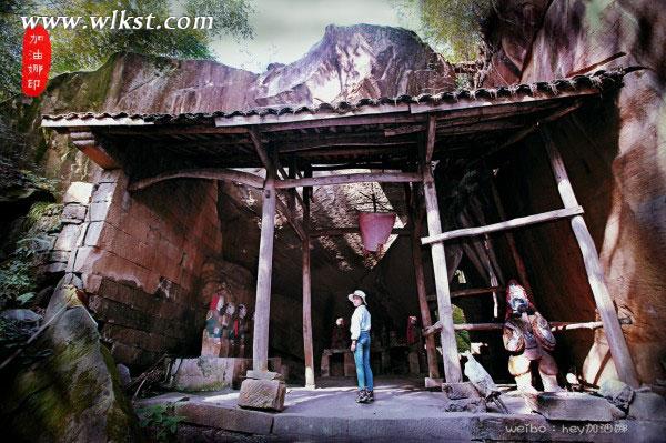下地獄闖石寺尋寶藏——武隆鳳來大石箐石林寺（上）